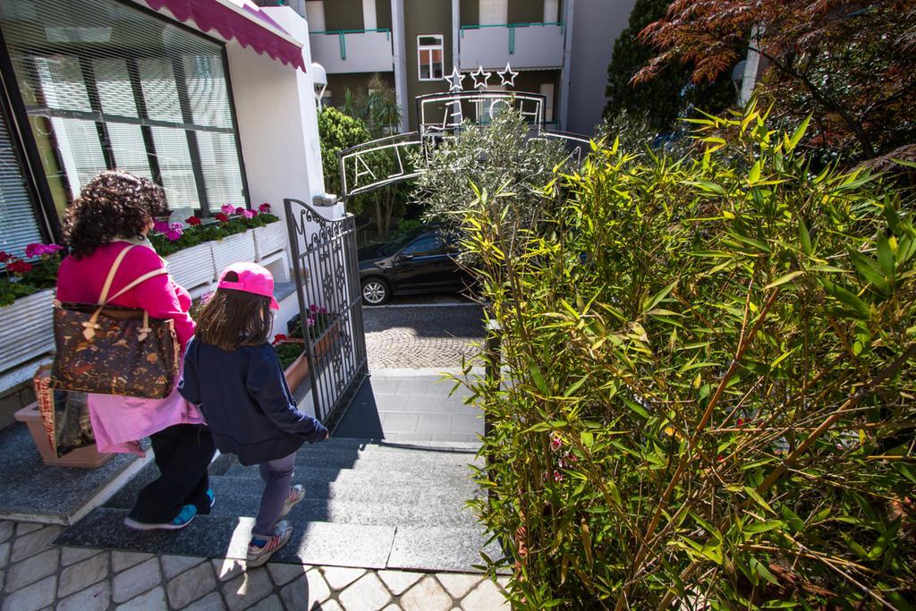 Hotel Marinella Celle Ligure Exteriér fotografie